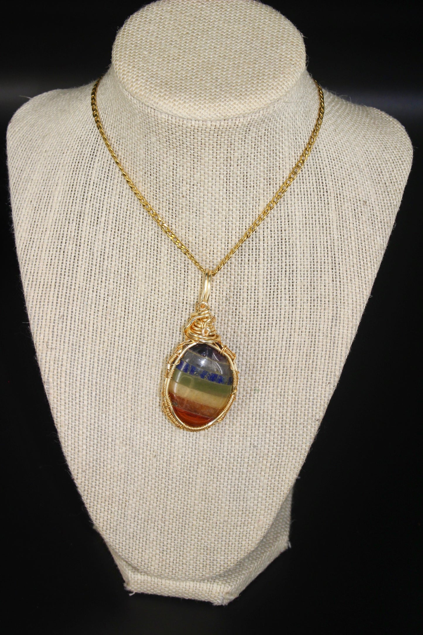 Colgante de piedra de preocupación de los 7 chakras